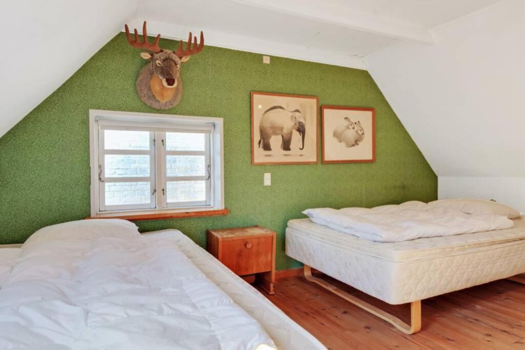 Hyggeligt Gammelt Fiskerhus I Marstalヴィラ エクステリア 写真